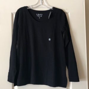 Long sleeve black t-shirt